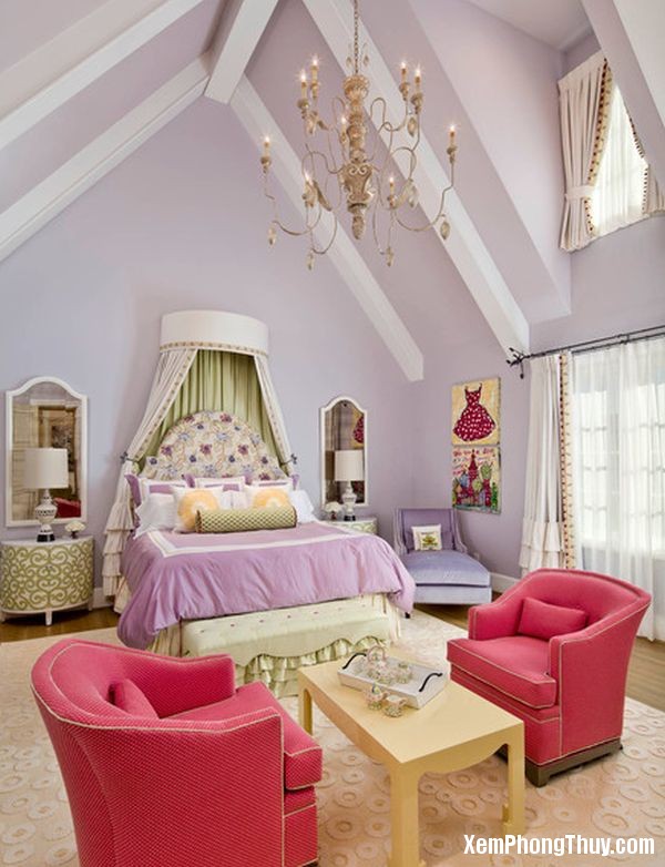 Canopy-Bed-Styles-for-Girl-in-Attic-68438
